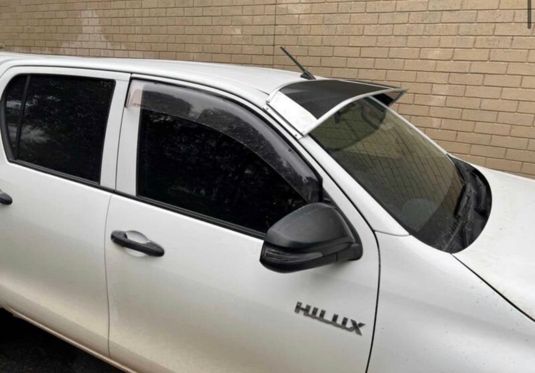 Toyota Hilux Oct 2015on Mesh Windscreen Sunvisor